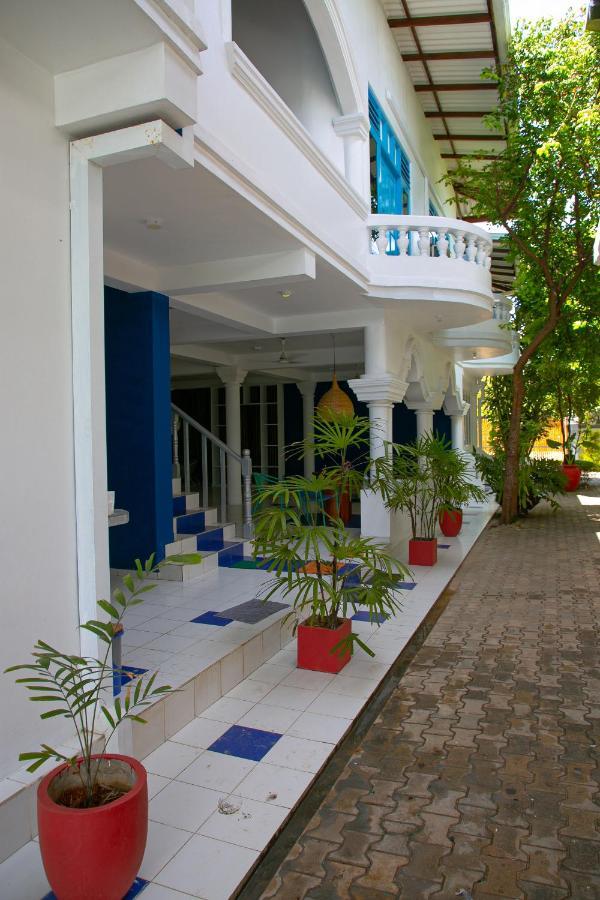 Alma Beach Hotel Weligama Kültér fotó