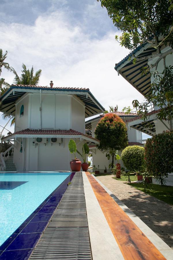 Alma Beach Hotel Weligama Kültér fotó