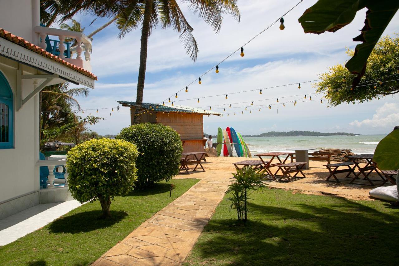 Alma Beach Hotel Weligama Kültér fotó